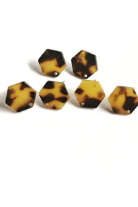 Acrylic stud tops in tortoiseshell (hexagon)