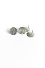 Load image into Gallery viewer, Stainless Steel stud tops (circles)